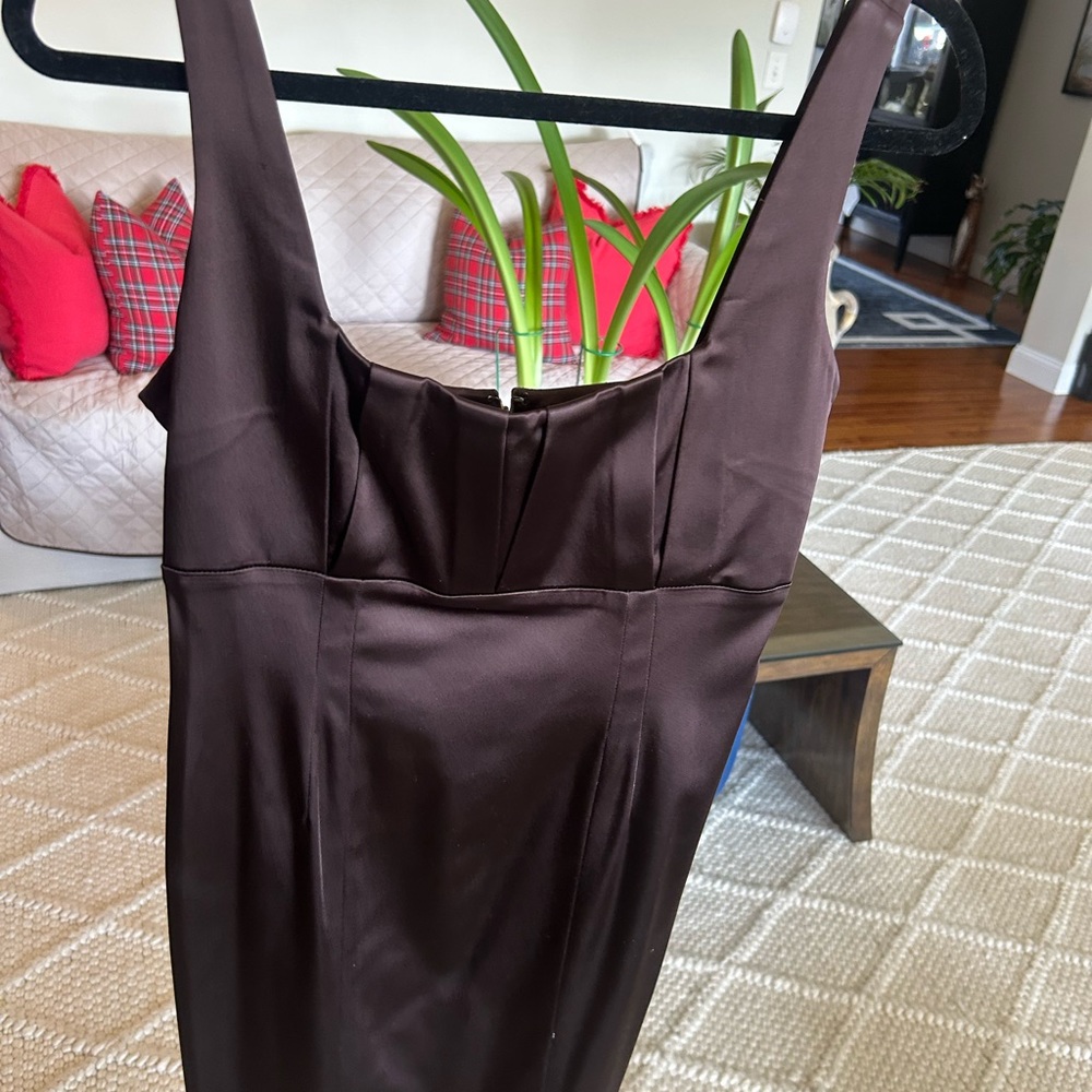 Elegant Calvin Klein Chocolate Brown Sleeveless Sheath Cocktail Dress